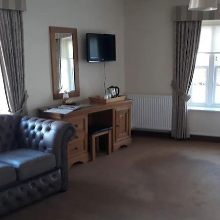 Cambrian Inn Tredegar Экстерьер фото
