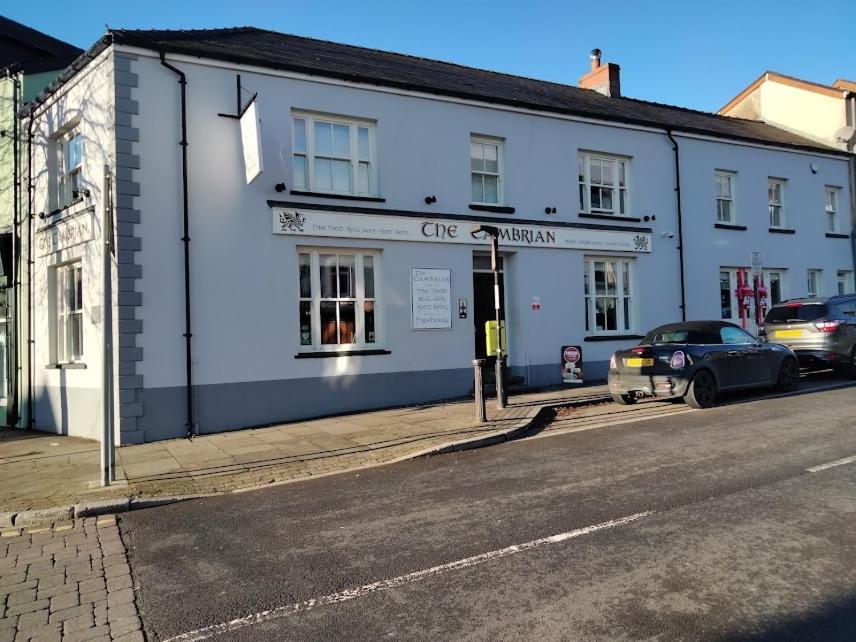Cambrian Inn Tredegar Экстерьер фото